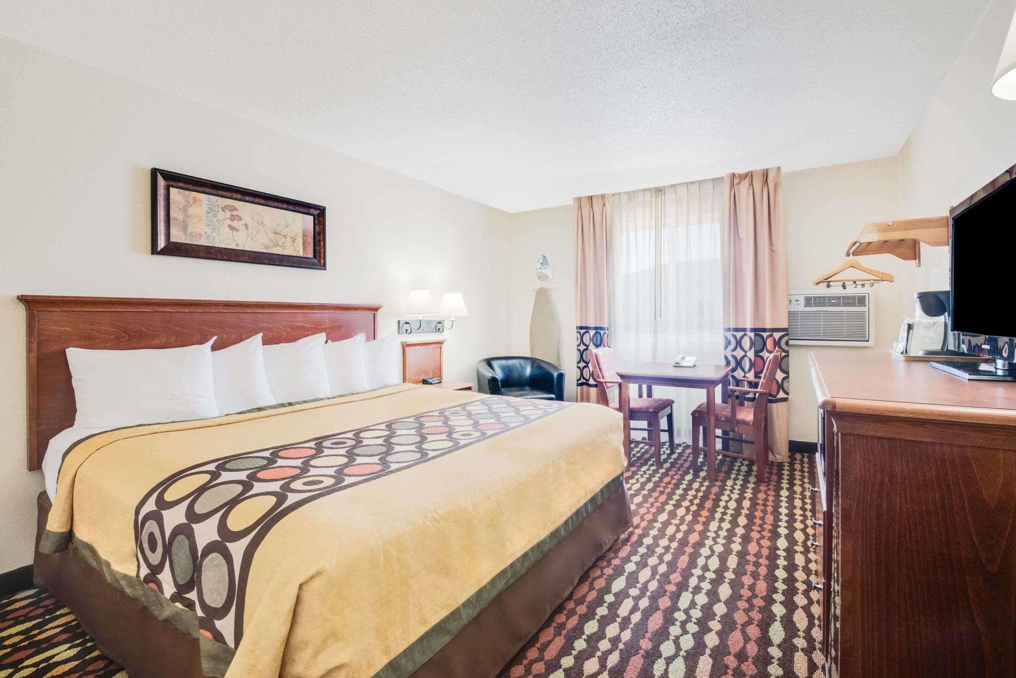 Super 8 By Wyndham Grand Forks Hotel Ngoại thất bức ảnh